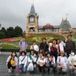 夢の国の入口で1枚